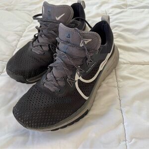 Nike React Pegasus Trail 4 'Black Dark Grey'